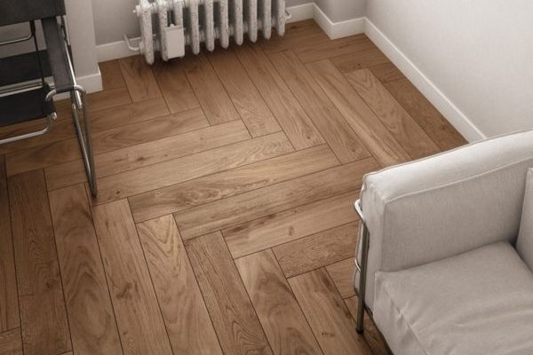 Bodenfliesen in Holzoptik verlegen – welche sind die Vorteile_